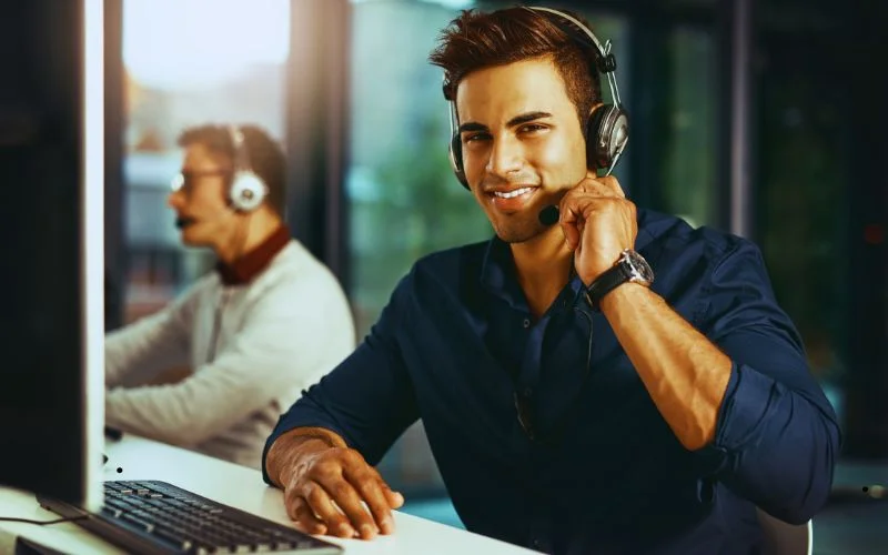a-man-wear-headphone