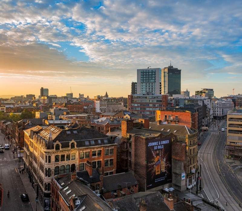 Master Sales Success with Industry-Leading Training in Manchester