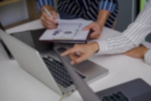 Sales Associate vs. Sales Consultant