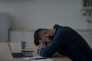 Avoid-These-18-sales-recruitment-mistakes-to-build-a-strong-sales-team-