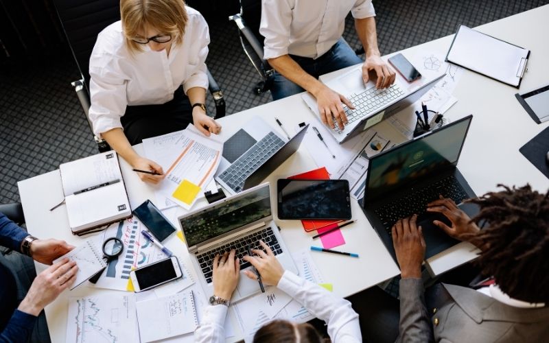 SDR vs Appointment Setter: Which Drives More UK B2B Revenue in 2026?
